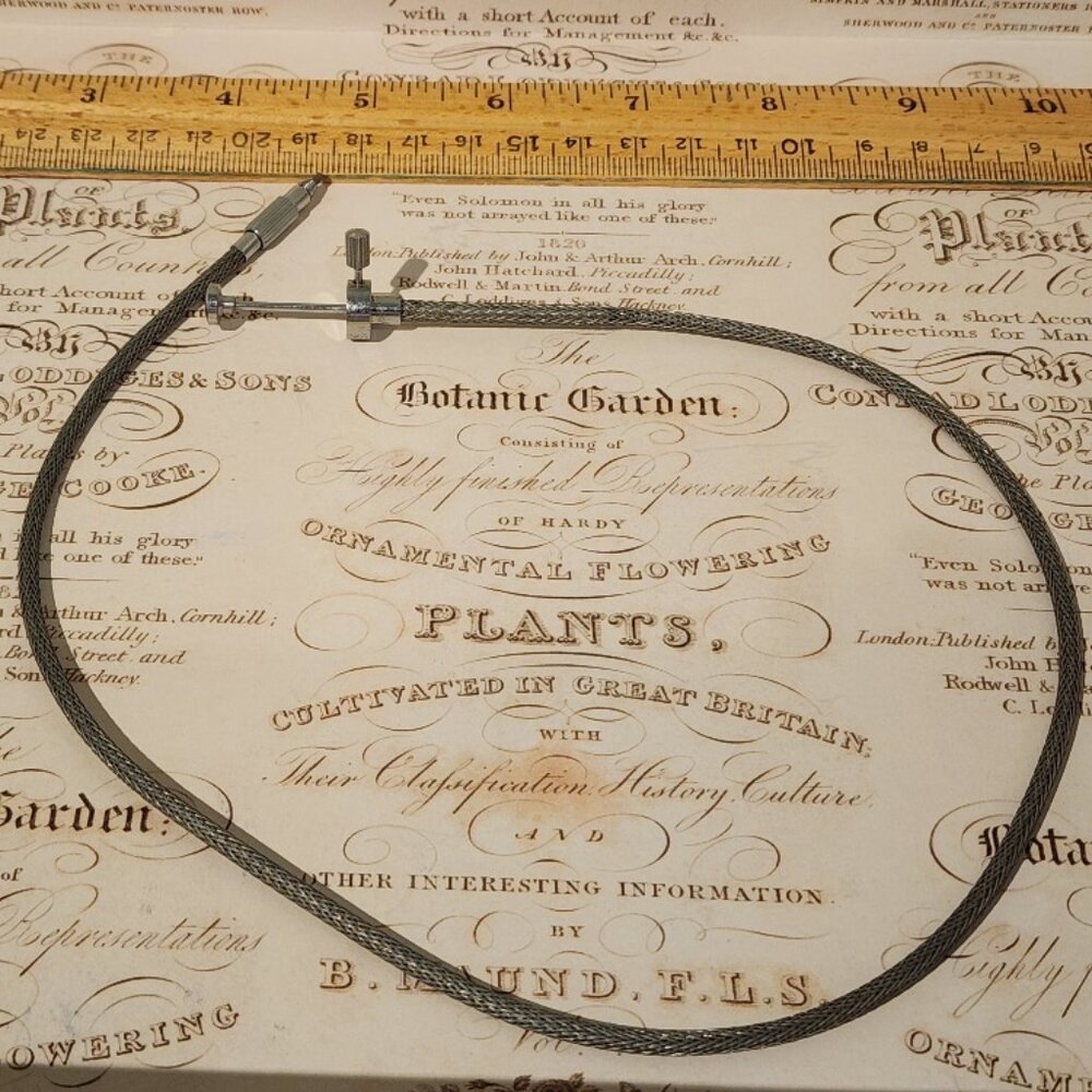 Vintage 20 inch Camera Shutter Release Locking Cable